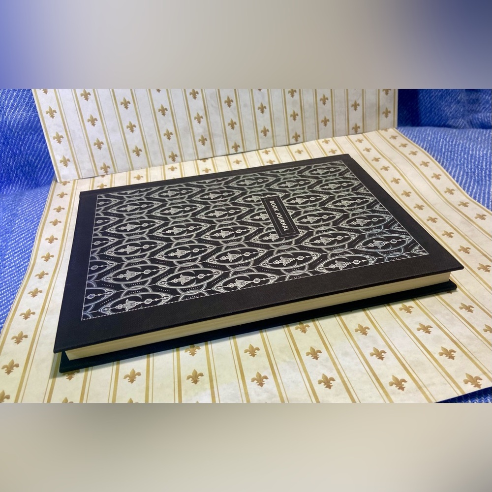 📚 3/$15 Black and White Book Journal - Picture 5 of 6